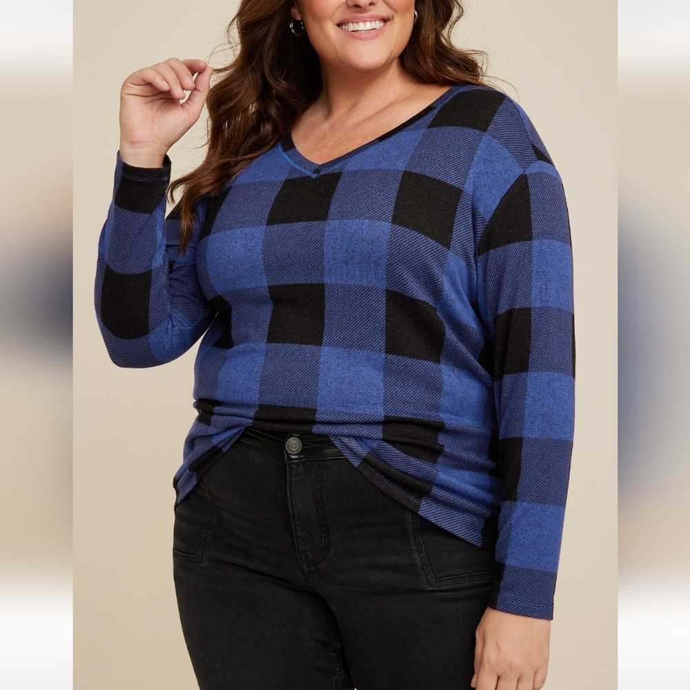 Maurice’s Blue and Black Checkered Women's Sweater size 2XL, NWT